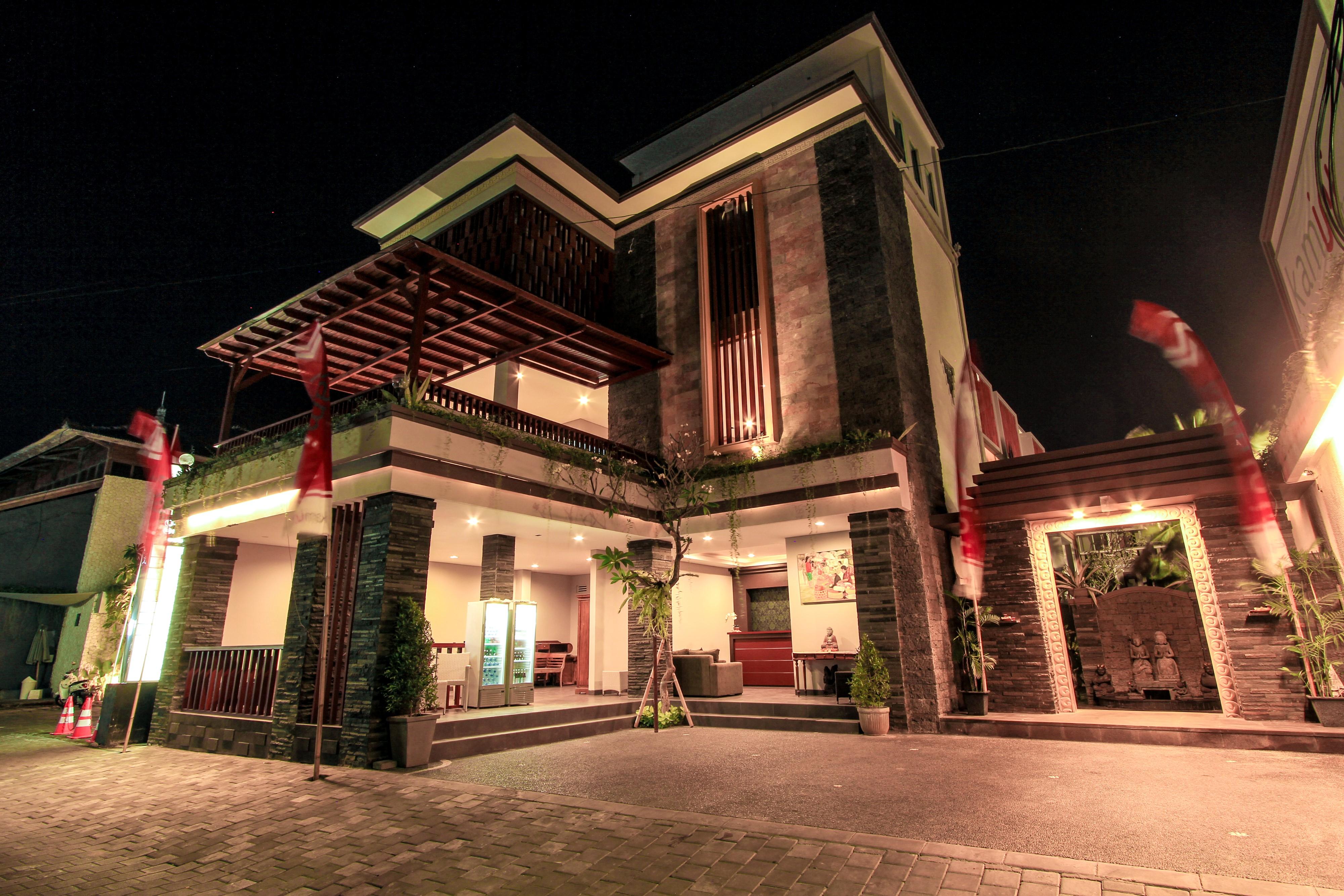 特兰瑟拉卡米尼勒吉安酒店 外观 照片